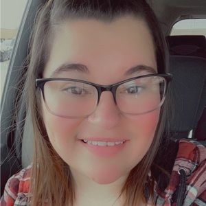 Meet your Posher, Ashlee